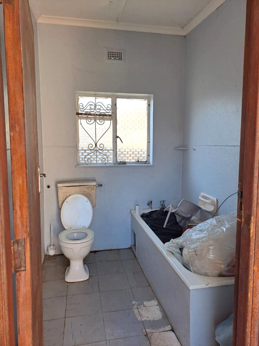 4 Bedroom Property for Sale in Humansdorp Eastern Cape